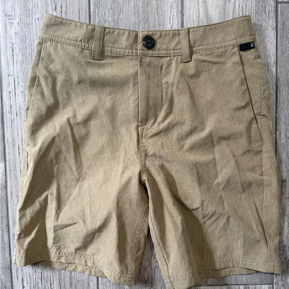 Volcom Modern Fit Tan Walking Shorts size 26 teen young men